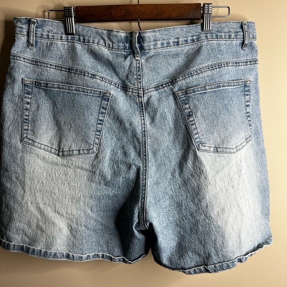 Lazer jeans denim shorts with sequins and beads size 18 - Picture 6 of 8